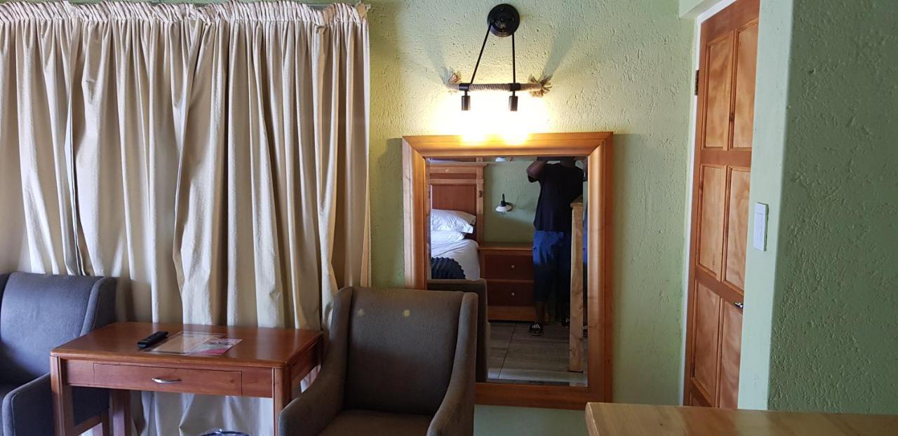 Metsing At Harties Otel Hartbeespoort Dış mekan fotoğraf