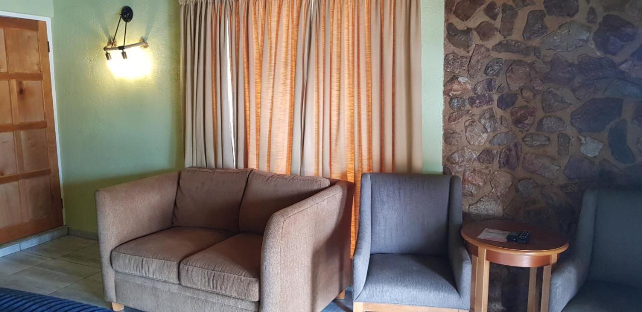 Metsing At Harties Otel Hartbeespoort Dış mekan fotoğraf